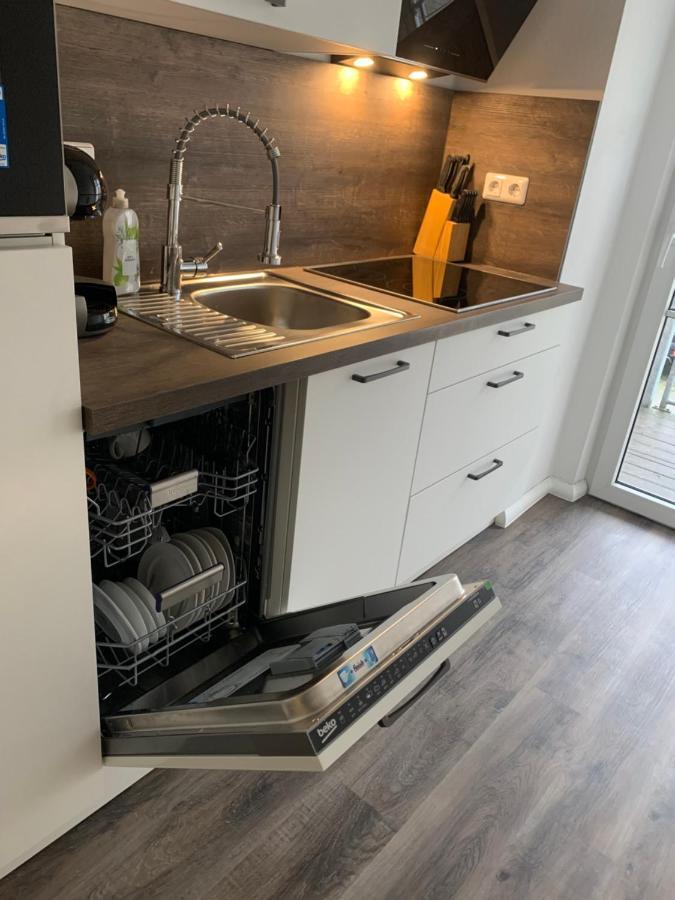 40 Qm Appartment Parkplatz, Balkon,Netflix, Prime Chemnitz Exterior photo