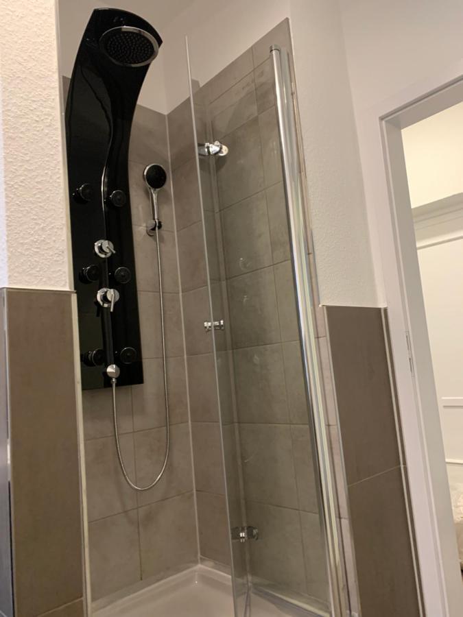 40 Qm Appartment Parkplatz, Balkon,Netflix, Prime Chemnitz Exterior photo
